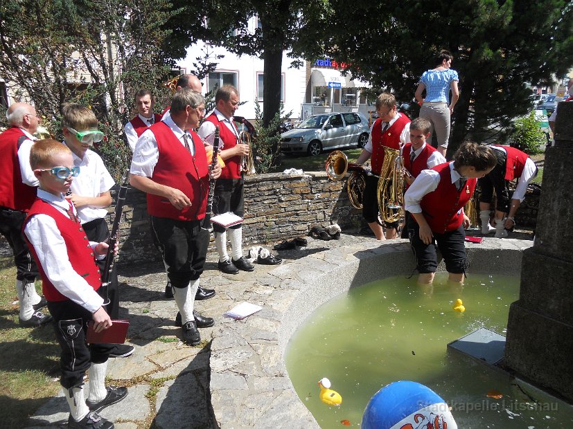 2014_08_03 Cold Water Challenge (2)